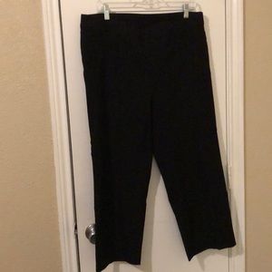 Chico’s So slimming crop pants